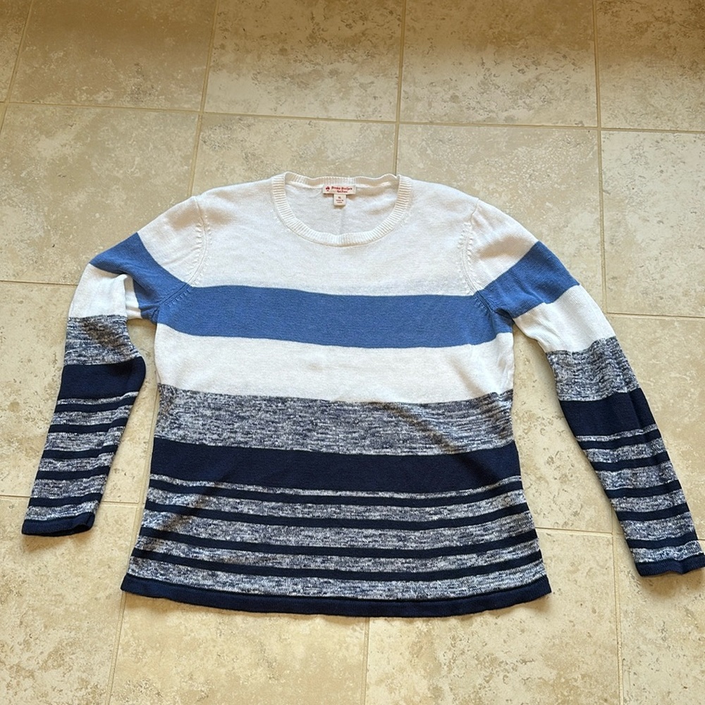 Brooks Brothers - perfect summer top